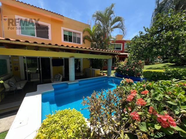 Renta de casa en condominio con alberca privada, Burgos Bugambilias, Temixco Morelos?Clave 5879