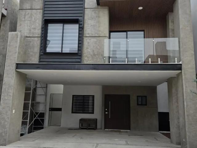 RENTA DE CASA EN FRACC. RESIDENCIAL ALTARA 164, EN PACHUCA HGO