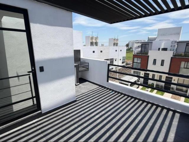 RENTA DE CASA EN FRACCIONAMIENTO, CUAUTLANCINGO, PUEBLA