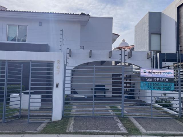 Renta de Casa en Jardín Real, Zapopan