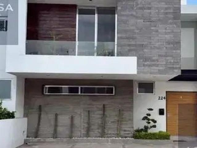Renta De Casa En Fraccionamiento Lomas De Juriquilla