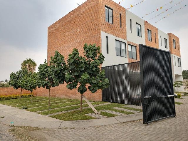 Renta de Casa en Hogares de Nuevo Mexico