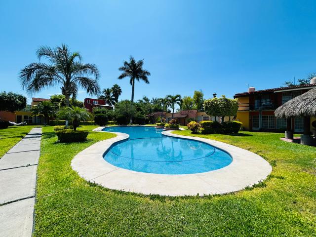 Renta de casa en La Campiña, Tetecalita, Morelos. Clave 6387