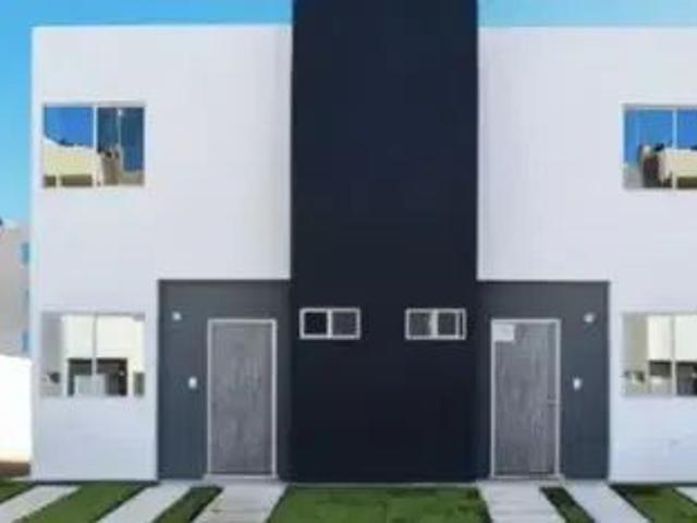 ¡renta De Casa En Privadas Sacbé, Cancún! Semi Amueblada Y En Una Privada Segura Cerca De Trasporte Y Escuelas