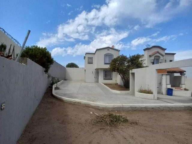 Renta de casa en Villas Residencial del Sol Ensenada B.C