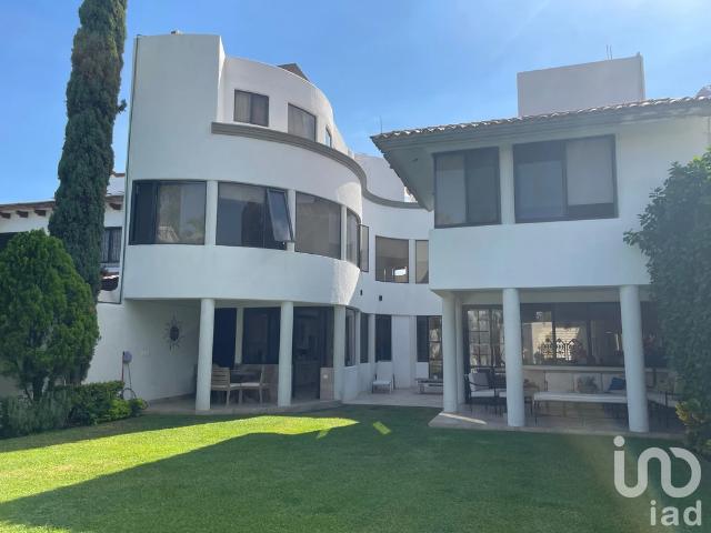 Renta de Casa en Vistahermosa Zona Dorada de Curenavaca Morelos DV XA9UD