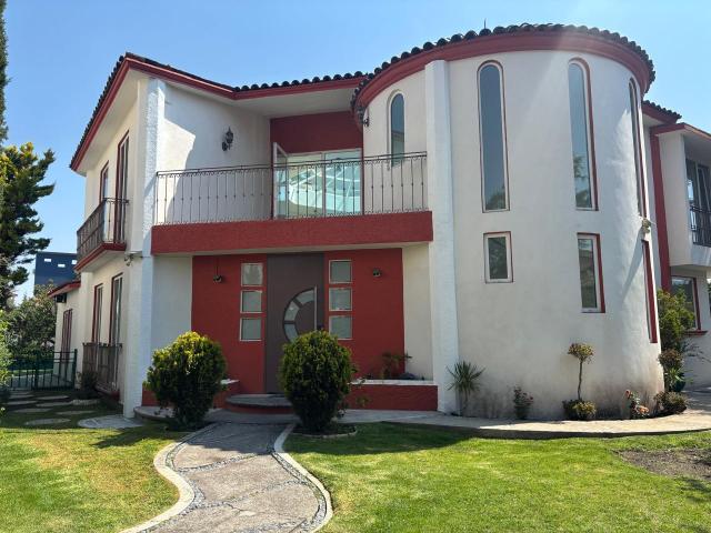 RENTA DE CASA EN ZAMARRERO ZINACANTEPEC