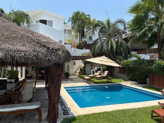Renta de casa frente al Lago de Tequsquitengo, Morelos, Marina Residencial. Clave 6291