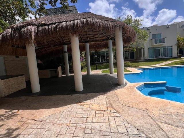 RENTA DE CASA SM 21 ATRÁS DE COSTCO CANCÚN $35,000 EXCELENTE UBICACIÓN