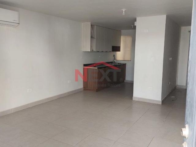 RENTA DE CASA UBICADA EN NAINARI RESIDENCIAL