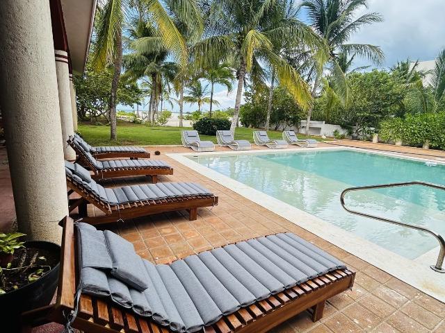 Renta de Casa Villa Peregrina Frente al Mar estilo Hacienda en Uaymitún, Yuc