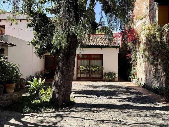 RENTA DE CASA 1 EN EL CENTRO