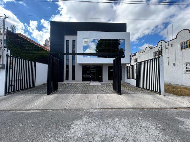 RENTA DE CONSULTORIO EN COLONIA XINANT?CATL, METEPEC