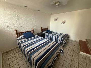 Renta de cuarto en lomas de COCOYOC