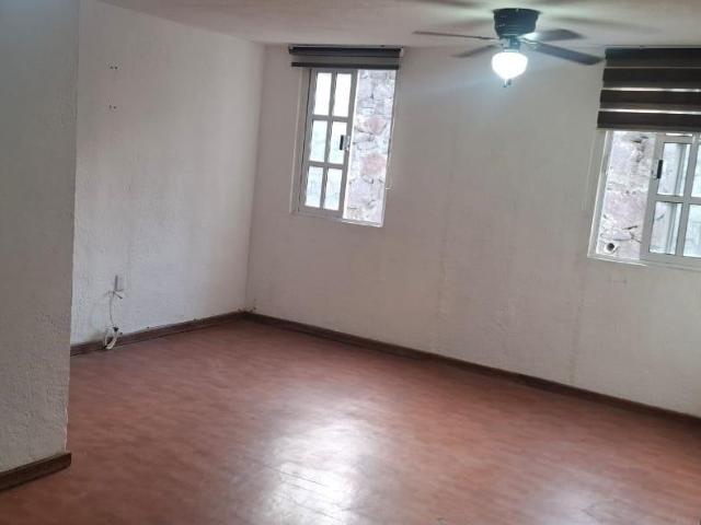 RENTA DE DEPARTAMENTO EN HACIENDA DEL PARQUE
