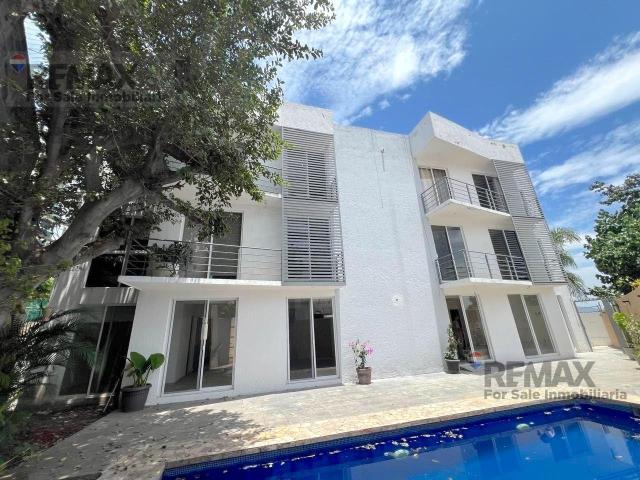 Renta de departamento en la Colonia Delicias, Cuernavaca, Morelos?Clave 6356