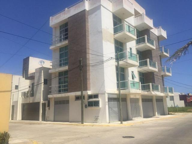 Renta de Departamento en Primera Planta con 2 habitaciones en Privada Rufino Tamayo, Fracc. Paraíso, Coatzacoalcos, Ver