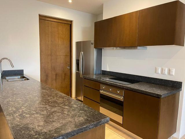 renta de departamento en torre de lujo nuevo y listo para estrenar