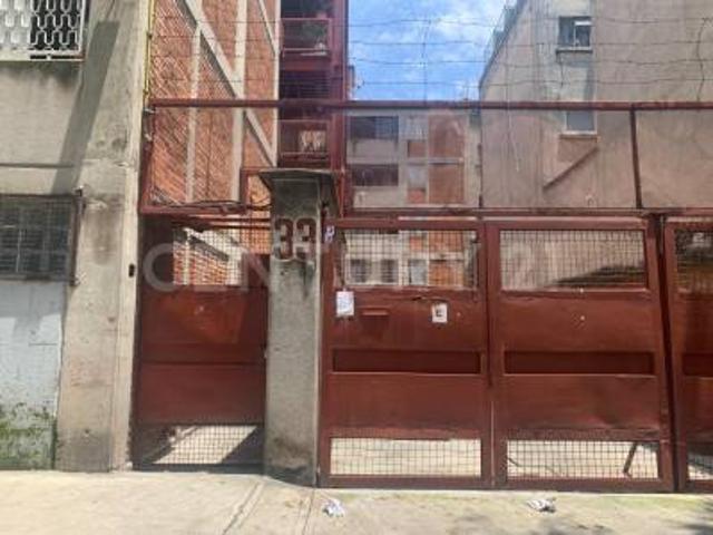 Renta de departamento muy iluminado