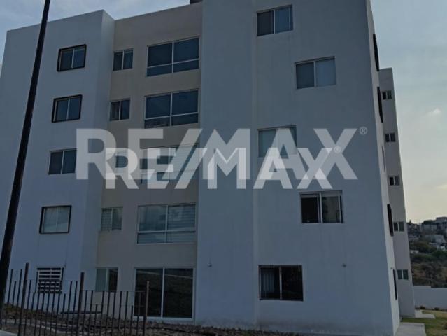 RENTA DE DEPARTAMENTO SEMI AMUEBLADO PRIVALIA QUERETARO