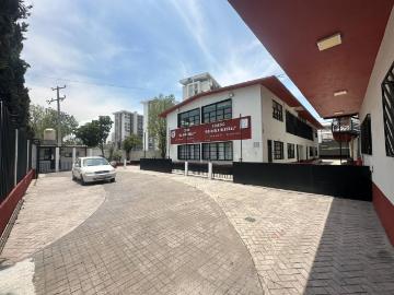 Renta de Escuela a unos mts de Constituyentes, excelente ubicacion