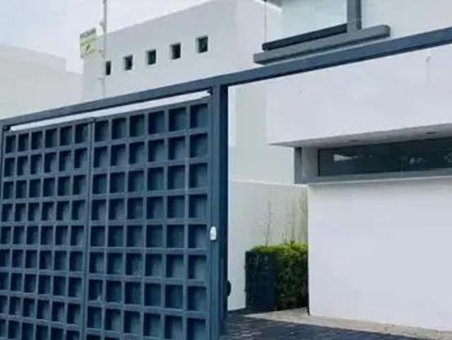 Renta De Hermosa Casa En Juriquilla