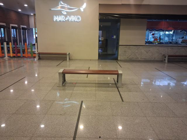 RENTA DE ISLA EN CENTRO COMERCIAL UBICADO EN LOMAS DE CHAPULTEPEC CDMX