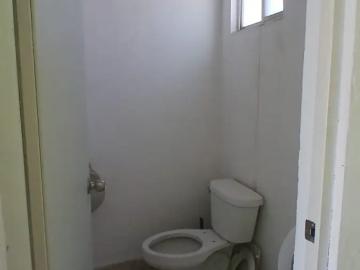 Renta de local 75 m2 comercial en Ramos Arizpe