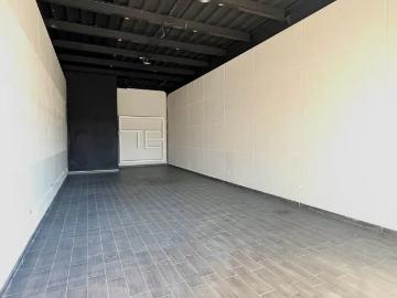 RENTA DE LOCAL ZONA NORTE PLAZA ELITE PLANTA ALTA