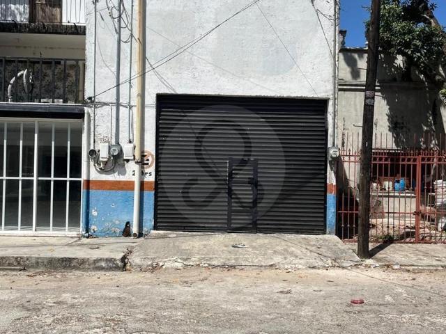 Bodega Comercial en renta con oficina en Garc?a Giner?s