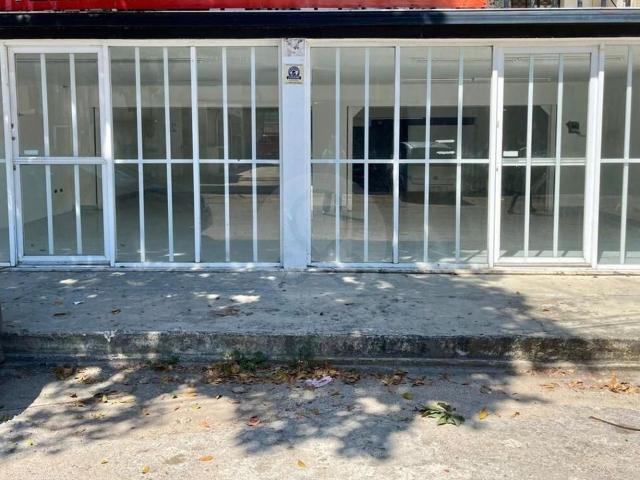 Renta de Local Comercial de 133.85 m2 en Garc?a Gineres