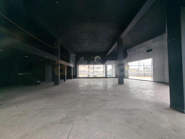 RENTA DE LOCAL COMERCIAL EN AVE. EJERCITO MEXICANO