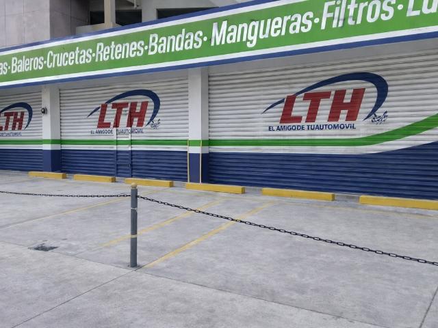Renta de Local Comercial en Boulevard Ruiz Cortines, Tabasco 2000