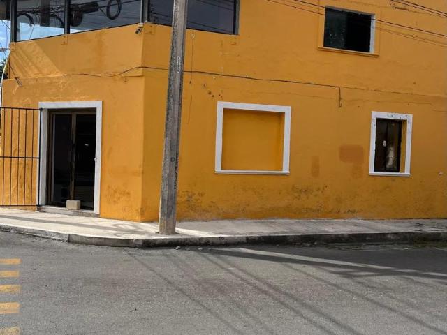 Renta de local Comercial en esquina en el Centro