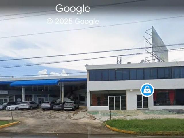 RENTA DE LOCAL COMERCIAL EN PLAZA CAMPESTRE