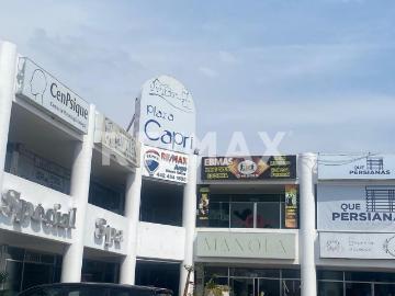 RENTA DE LOCAL COMERCIAL EN PLAZA CAPRI JARDINES DE LA HACIENDA SEGUNDO PISO