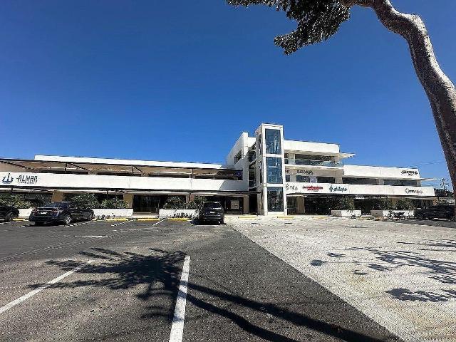 Renta de Local Comercial en plaza en Col. M?xico de 40 m2