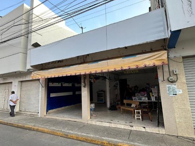 RENTA DE LOCAL COMERCIAL EN PRINCIPAL AVENIDA EN TUXTEPEC OAXACA