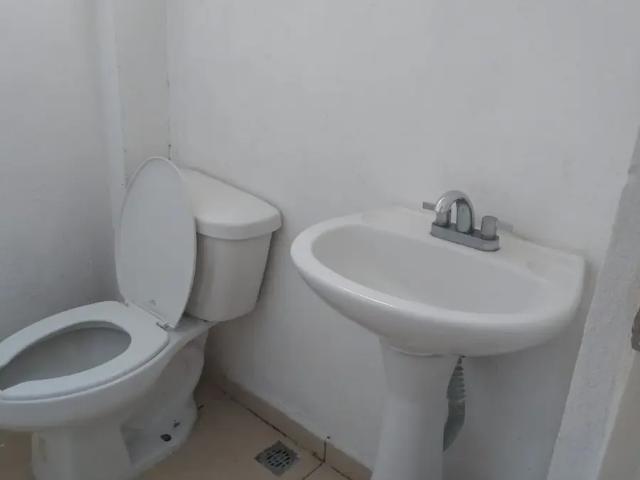 Renta de local comercial en Ramos Arizpe 50m2
