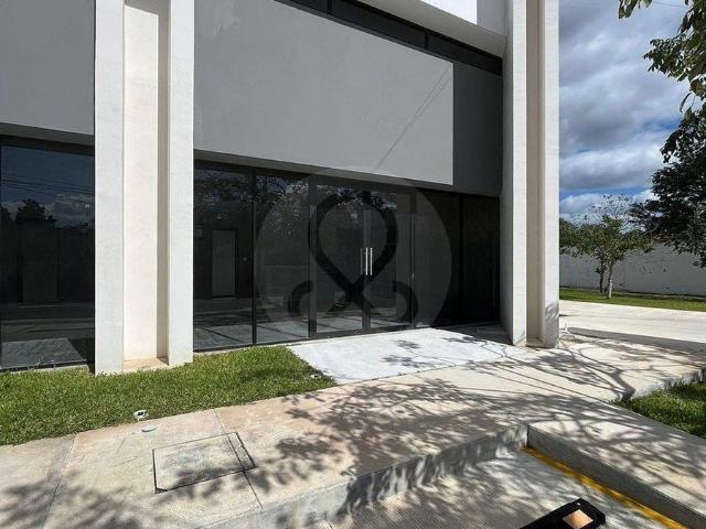 Renta de Local Comercial en Temozon Norte Entrega Inmediata