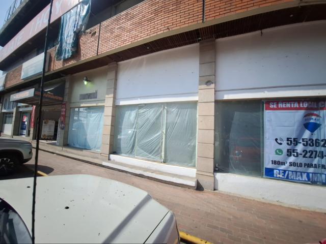 RENTA DE LOCAL COMERCIAL PB PARA FRANQUICIAS EN SANTA MONICA