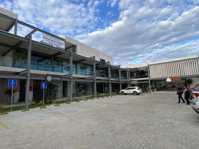 Renta de local de 37 m2 en Temoz?n Norte con seguridad