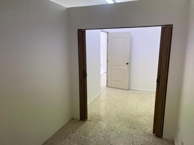 RENTA DE LOCAL EN COLONIA LAS BRISAS MONTERREY