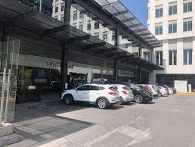 Local Comercial en Obra Gris en Renta en en Planta Alta en Plaza Andador Interlomas