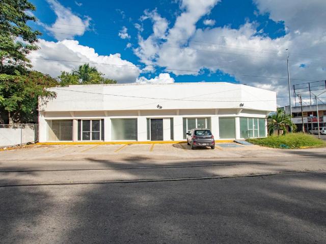 Renta de local muy espacioso en excelente ubicaci?n y en planta baja