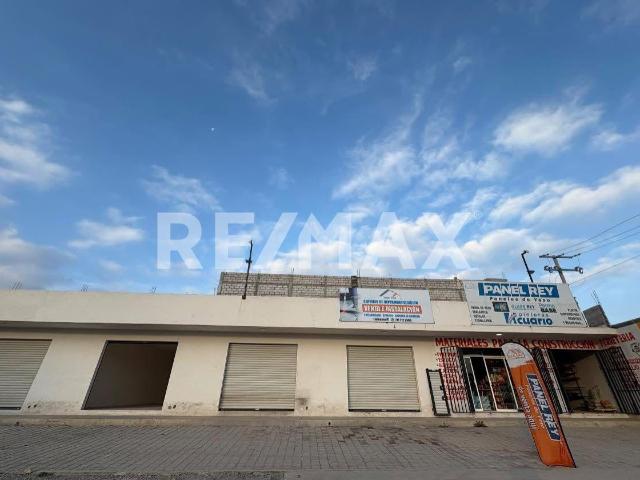 RENTA DE LOCAL/BODEGA EN SANTA ROSA DE JÁUREGUI
