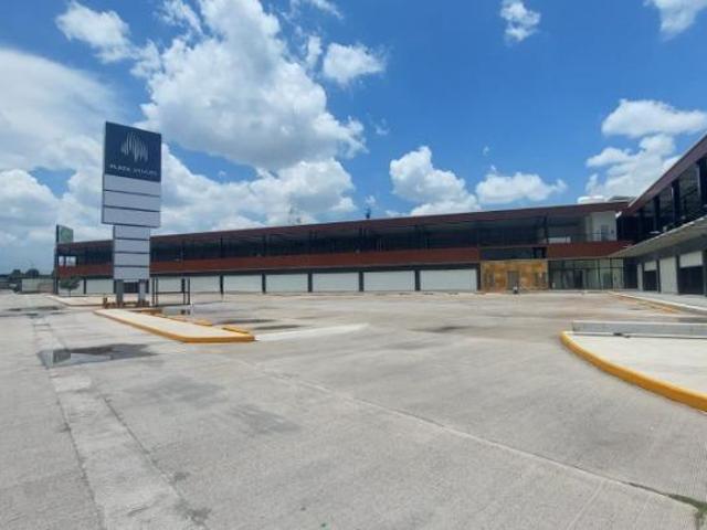 RENTA DE LOCALES EN PLAZA SAUCES METEPEC
