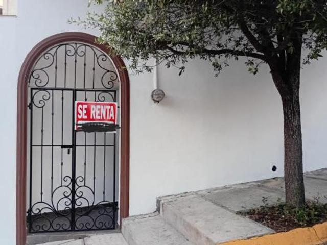 Renta de Oficina Administrativa en Valle Ote a 50 m de Lazaro Cardeneas SPGG