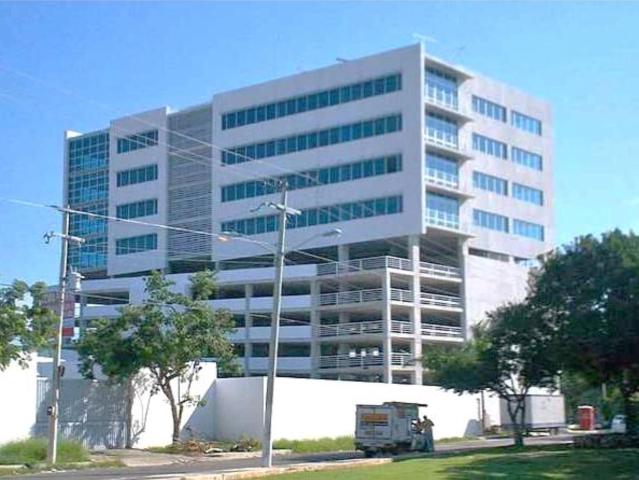 Renta de Oficina en Edificio Corporativo en Montecristo