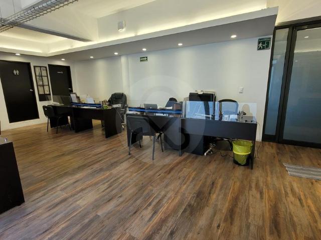 Renta de oficinas o local en planta baja ? Empresarial Reforma Alta SIN Muebles